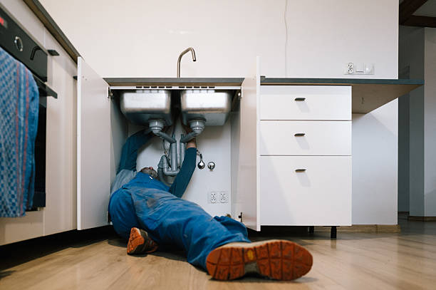 Professional Leak Detection technician working in Morrison, OK